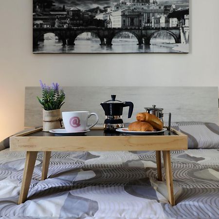 Roby'S House 70 Apartment Settebagni ภายนอก รูปภาพ